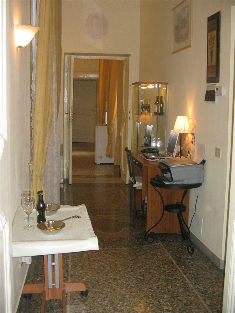 Baldassini Suites Рим Екстер'єр фото